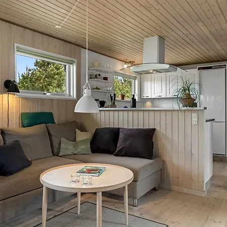 Thorgny - 1km From The Sea By Interhome